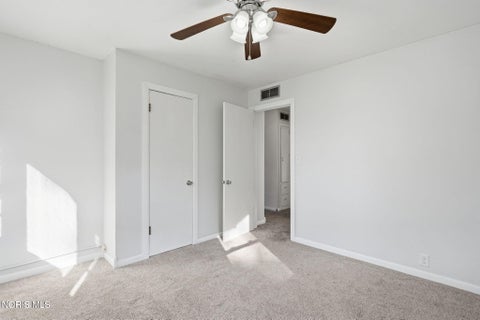 Tiny photo for 136 E Hobart Avenue, Findlay, OH 45840 (MLS # 10014069)