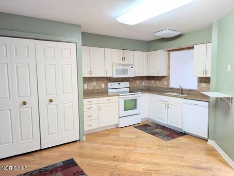 Tiny photo for 5068 S Main Street, Sylvania, OH 43560 (MLS # 10006723)