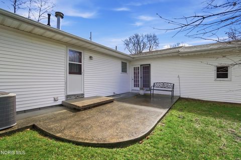 Tiny photo for 810 S Wintergarden Road, Bowling Green, OH 43402 (MLS # 10005024)