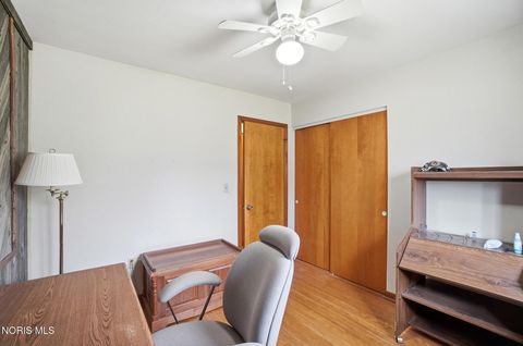 Tiny photo for 810 S Wintergarden Road, Bowling Green, OH 43402 (MLS # 10005024)