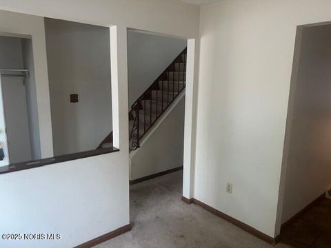 Tiny photo for 4501 Cherry Creek Lane, Toledo, OH 43615 (MLS # 10001819)