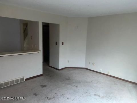 Tiny photo for 4501 Cherry Creek Lane, Toledo, OH 43615 (MLS # 10001819)