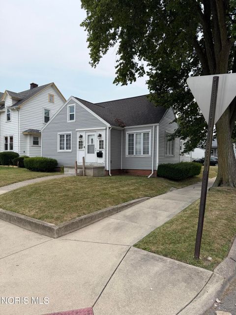 Tiny photo for 262 Majestic Drive, Toledo, OH 43608 (MLS # 10011091)