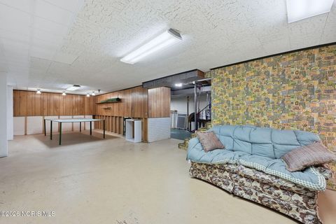 Tiny photo for 1600 Leland Avenue, Lima, OH 45805 (MLS # 10003811)