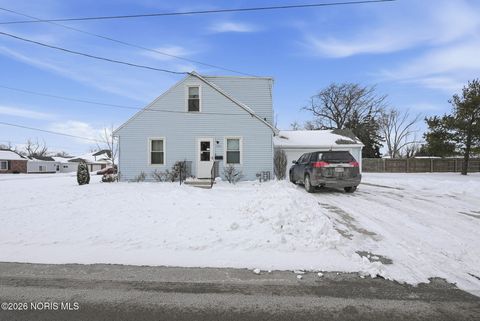 Tiny photo for 1600 Leland Avenue, Lima, OH 45805 (MLS # 10003811)