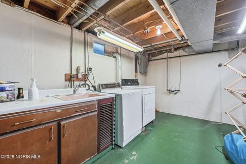 Tiny photo for 1600 Leland Avenue, Lima, OH 45805 (MLS # 10003811)