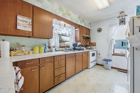 Tiny photo for 1600 Leland Avenue, Lima, OH 45805 (MLS # 10003811)