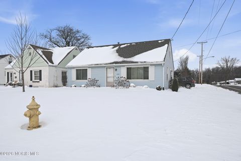 Tiny photo for 1600 Leland Avenue, Lima, OH 45805 (MLS # 10003811)