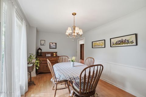 Tiny photo for 700 Lincolnshire Lane, Findlay, OH 45840 (MLS # 10007831)