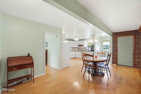 Tiny photo for 700 Lincolnshire Lane, Findlay, OH 45840 (MLS # 10007831)