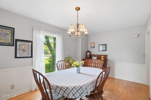 Tiny photo for 700 Lincolnshire Lane, Findlay, OH 45840 (MLS # 10007831)