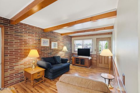 Tiny photo for 700 Lincolnshire Lane, Findlay, OH 45840 (MLS # 10007831)
