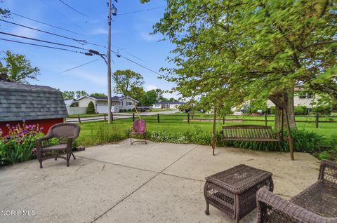 Tiny photo for 700 Lincolnshire Lane, Findlay, OH 45840 (MLS # 10007831)
