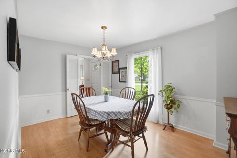 Tiny photo for 700 Lincolnshire Lane, Findlay, OH 45840 (MLS # 10007831)