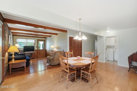 Tiny photo for 700 Lincolnshire Lane, Findlay, OH 45840 (MLS # 10007831)