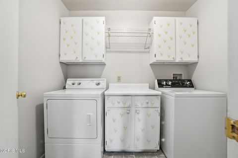Tiny photo for 700 Lincolnshire Lane, Findlay, OH 45840 (MLS # 10007831)