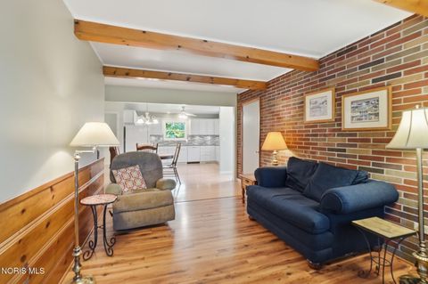 Tiny photo for 700 Lincolnshire Lane, Findlay, OH 45840 (MLS # 10007831)