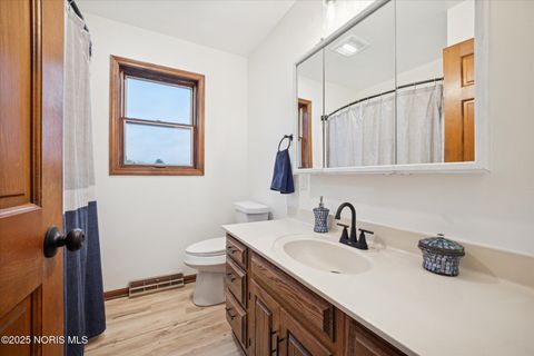 Tiny photo for 28 Mattatuck Way, Waterville, OH 43566 (MLS # 10001839)