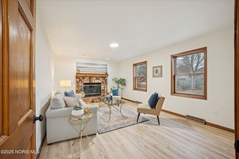 Tiny photo for 28 Mattatuck Way, Waterville, OH 43566 (MLS # 10001839)