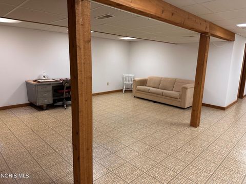 Tiny photo for 2714 Evergreen Road, Toledo, OH 43606 (MLS # 10004986)