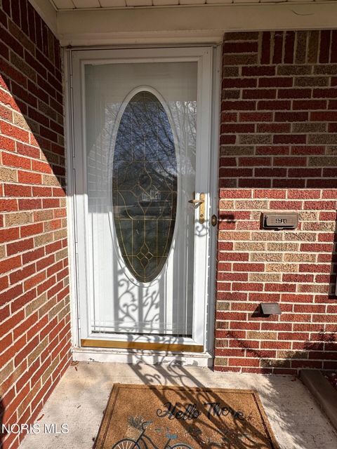 Tiny photo for 2714 Evergreen Road, Toledo, OH 43606 (MLS # 10004986)