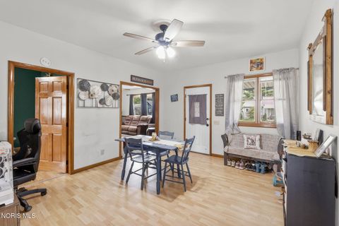 Tiny photo for 517 W North Street, Fostoria, OH 44830 (MLS # 10007022)