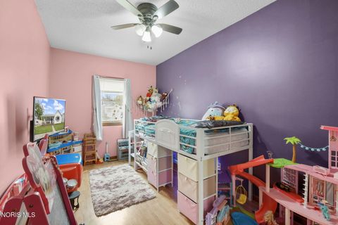 Tiny photo for 517 W North Street, Fostoria, OH 44830 (MLS # 10007022)
