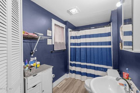 Tiny photo for 517 W North Street, Fostoria, OH 44830 (MLS # 10007022)