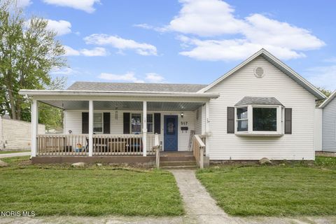 Tiny photo for 517 W North Street, Fostoria, OH 44830 (MLS # 10007022)