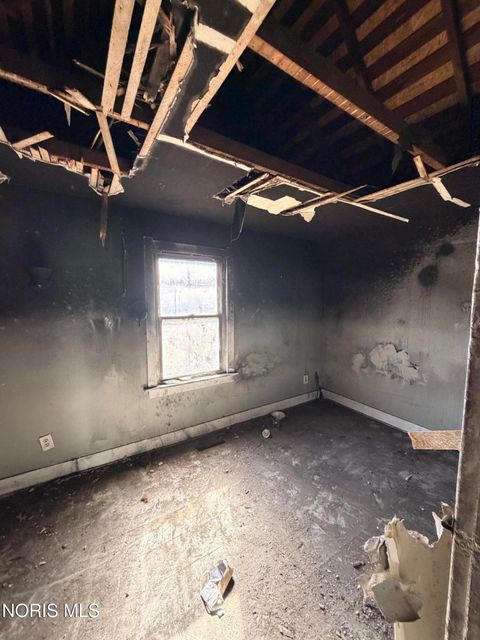 Tiny photo for 445 Hiett Avenue, Toledo, OH 43609 (MLS # 10004644)