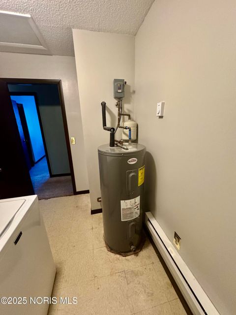 Tiny photo for 905 Hees Court, Defiance, OH 43512 (MLS # 10002094)