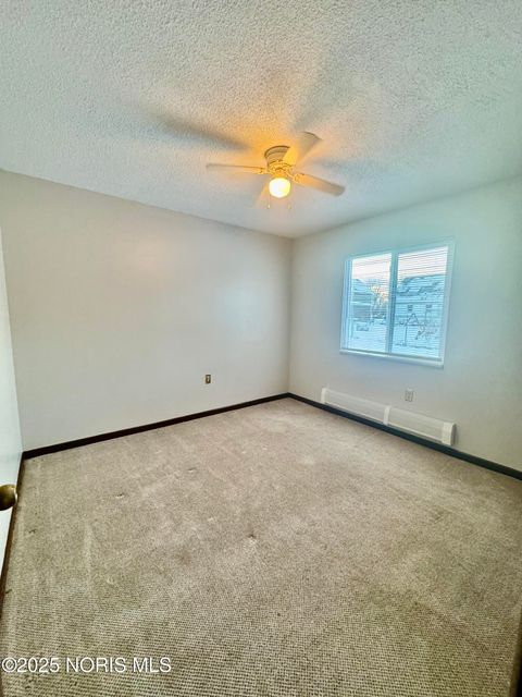 Tiny photo for 905 Hees Court, Defiance, OH 43512 (MLS # 10002094)