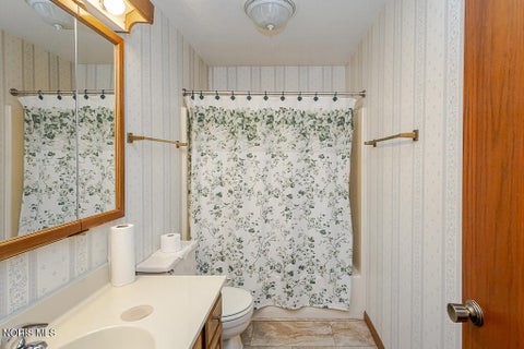 Tiny photo for 15 Gatewood Drive, Waterville, OH 43566 (MLS # 10013667)