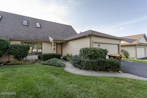 Tiny photo for 15 Gatewood Drive, Waterville, OH 43566 (MLS # 10013667)