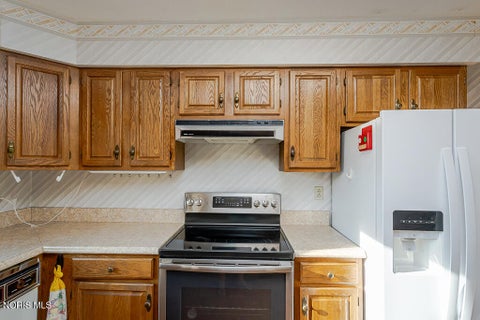 Tiny photo for 15 Gatewood Drive, Waterville, OH 43566 (MLS # 10013667)