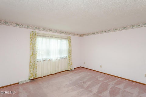 Tiny photo for 15 Gatewood Drive, Waterville, OH 43566 (MLS # 10013667)