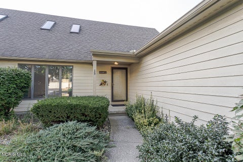 Photo of 15 Gatewood Drive, Waterville, OH 43566 (MLS # 10013667)