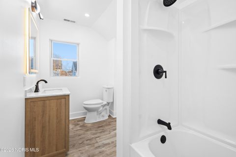 Tiny photo for 1334 Goodale Avenue, Toledo, OH 43606 (MLS # 10003912)