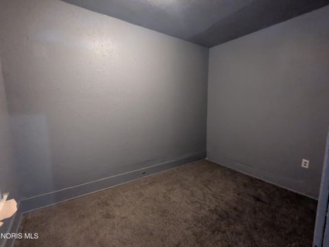 Tiny photo for 703 Ashwood Avenue, Toledo, OH 43608 (MLS # 10005955)