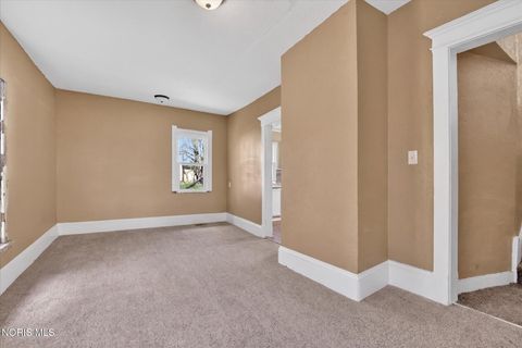 Tiny photo for 1225 Varland Avenue, Toledo, OH 43605 (MLS # 10006710)