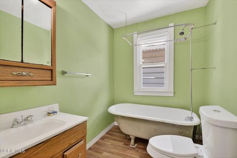 Tiny photo for 1225 Varland Avenue, Toledo, OH 43605 (MLS # 10006710)