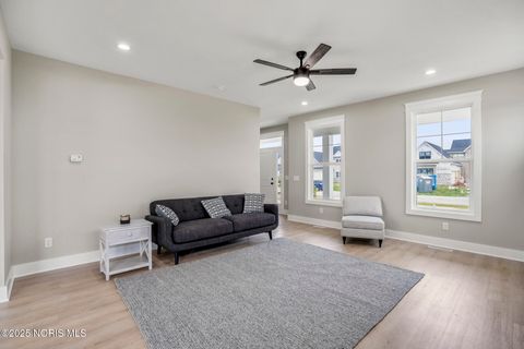 Tiny photo for 9425 Newbury Lane, Whitehouse, OH 43571 (MLS # 10000671)