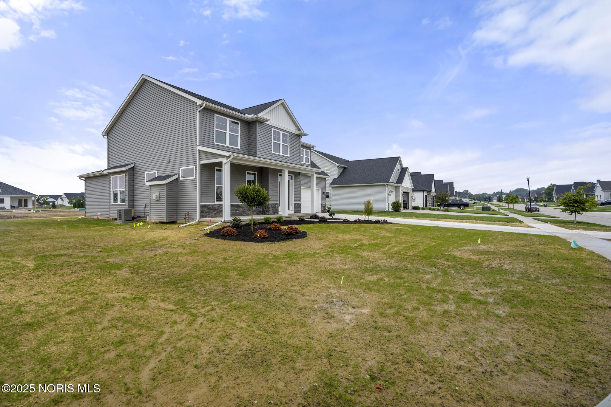 9425 Newbury Lane
