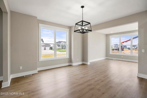 Tiny photo for 9425 Newbury Lane, Whitehouse, OH 43571 (MLS # 10000671)