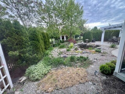 Tiny photo for 3935 Ravine Hollow Court, Maumee, OH 43537 (MLS # 10007836)