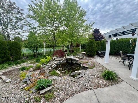 Tiny photo for 3935 Ravine Hollow Court, Maumee, OH 43537 (MLS # 10007836)