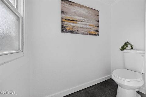 Tiny photo for 1130 Earlwood Avenue, Oregon, OH 43616 (MLS # 10006083)