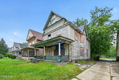 Tiny photo for 528 Acklin Avenue, Toledo, OH 43620 (MLS # 10013581)