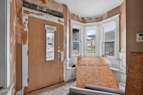 Tiny photo for 528 Acklin Avenue, Toledo, OH 43620 (MLS # 10013581)