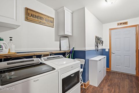 Tiny photo for 1208 Yonker Place, Fostoria, OH 44830 (MLS # 10007588)